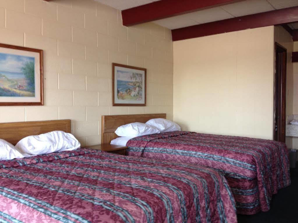 Starved Rock Motor Inn Travelodge By Wyndham Streator Esterno foto